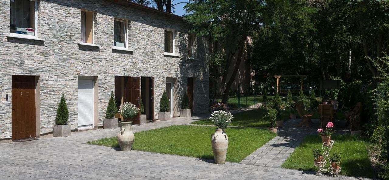 Pension 11 Apartments By Lorenc Berlijn Buitenkant foto